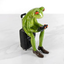 Charger l'image dans la galerie, Grenouille sur valise - 3 modèles
