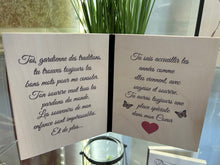 Charger l'image dans la galerie, Livre en bois - différents messages
