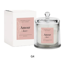 Charger l'image dans la galerie, Bougie parfumée dans une cloche de verre - plusieurs choix
