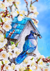 Drapeau décoratif cabanes et oiseaux
